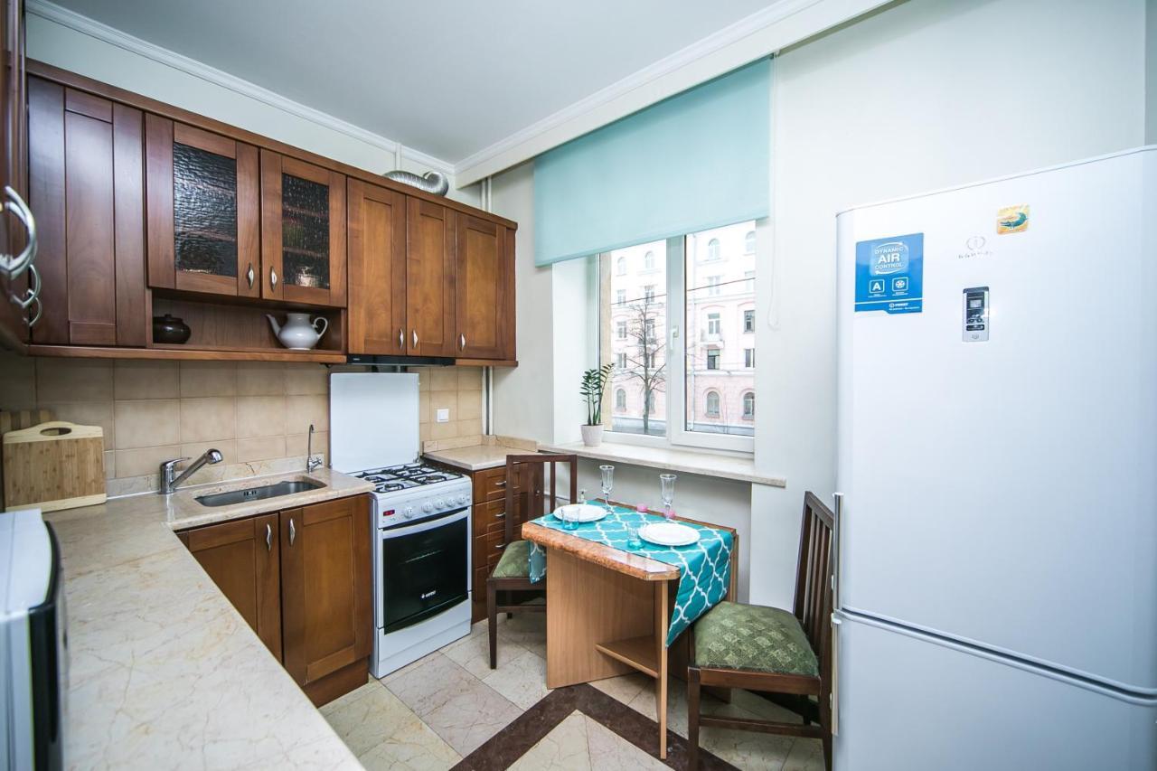 Apartment Ploshchad Pobedy 3 Komnaty Мінськ Екстер'єр фото